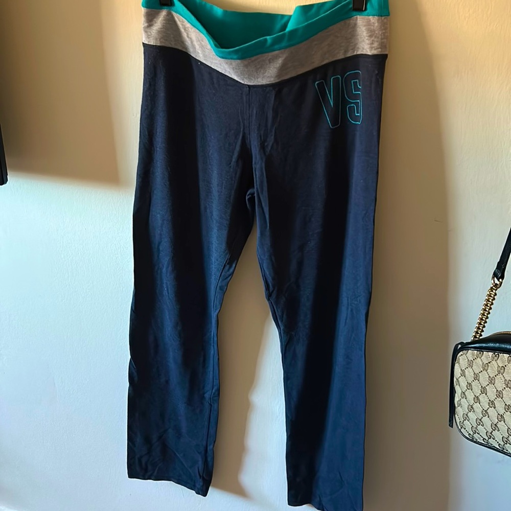 Full length yoga pants. Stretchy size L